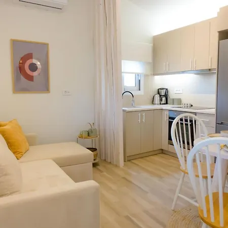 Anatolikos House *