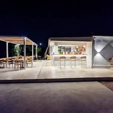 Anatolikos House بيت للعطل *